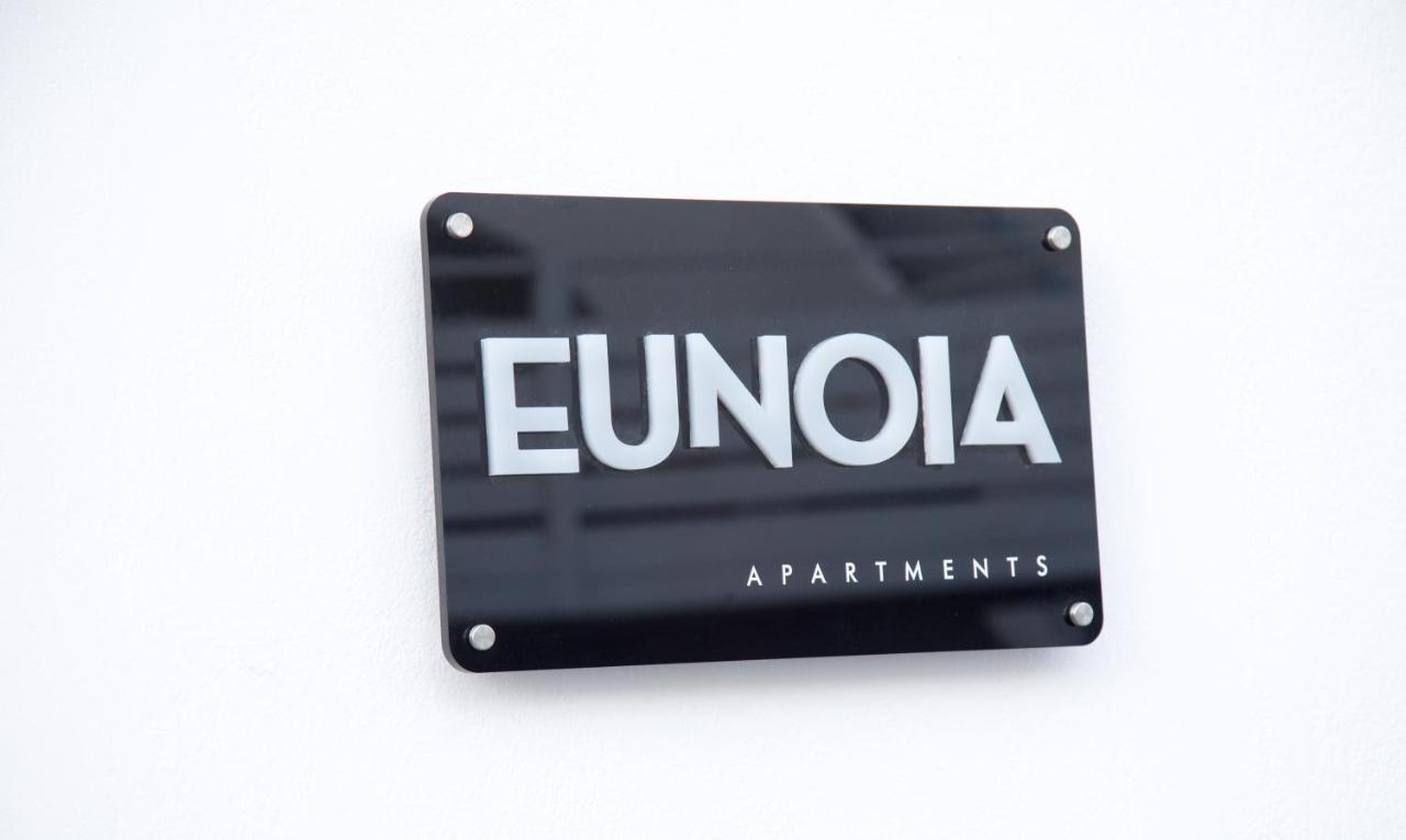 Eunoia Apartments ฟิรา ภายนอก รูปภาพ