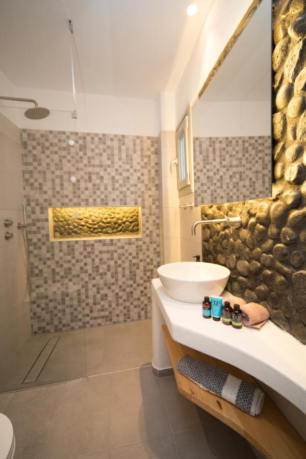 Eunoia Apartments ฟิรา ภายนอก รูปภาพ